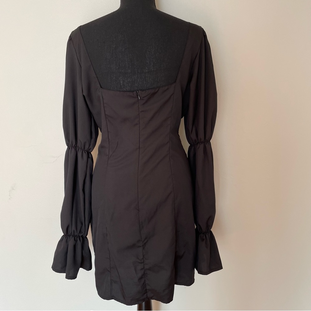 Long Puff Sleeves Square Neck Dress - Picture 3 of 12